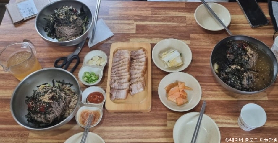 메밀촌막국수 별관